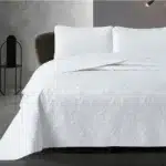 Doomtextiel Clara Bedsprei - Sprei 260 X 250 cm + 2 Kussenslopen 60x70 cm - Wit - Luxe Kwaliteit