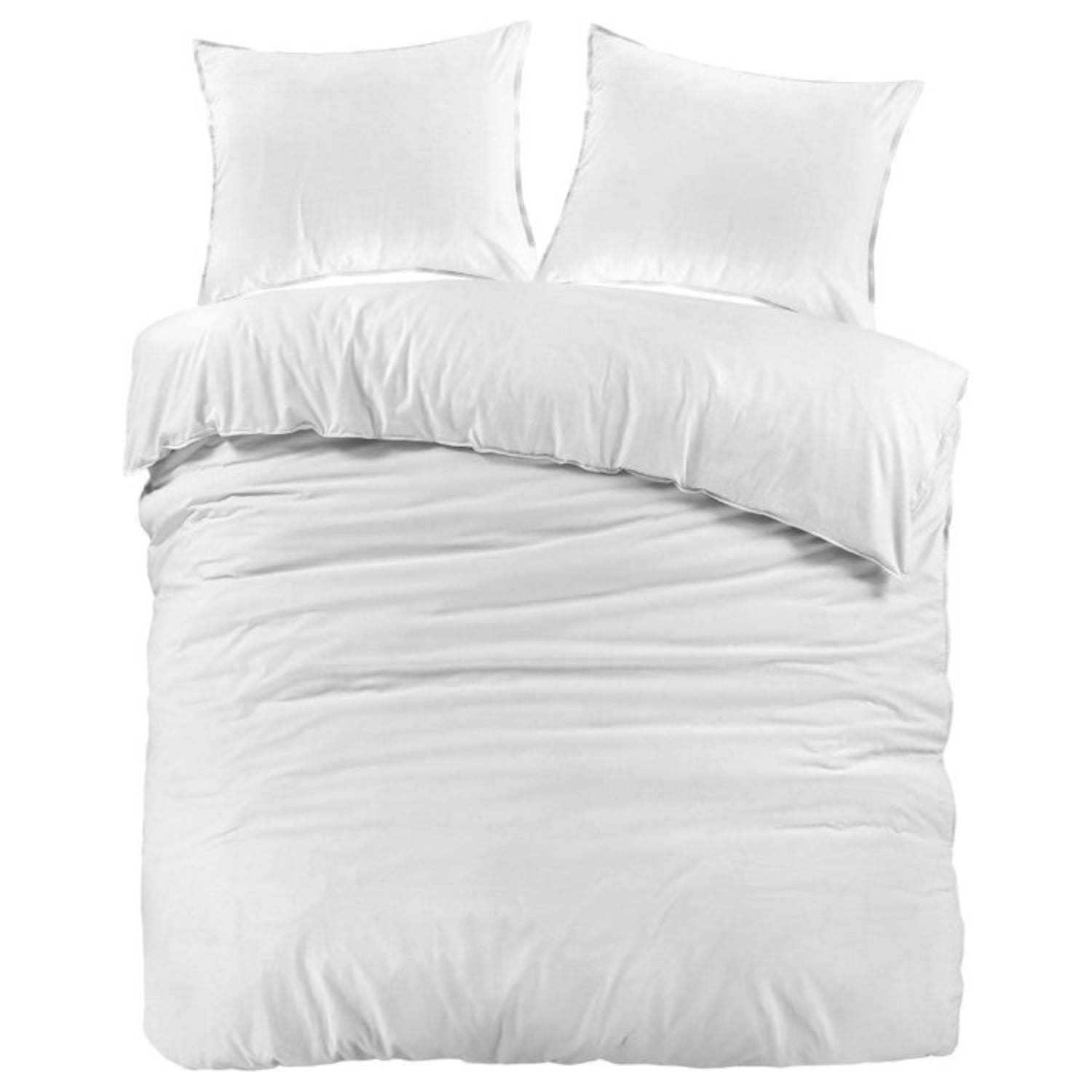 Wit dekbed met twee kussens op bed